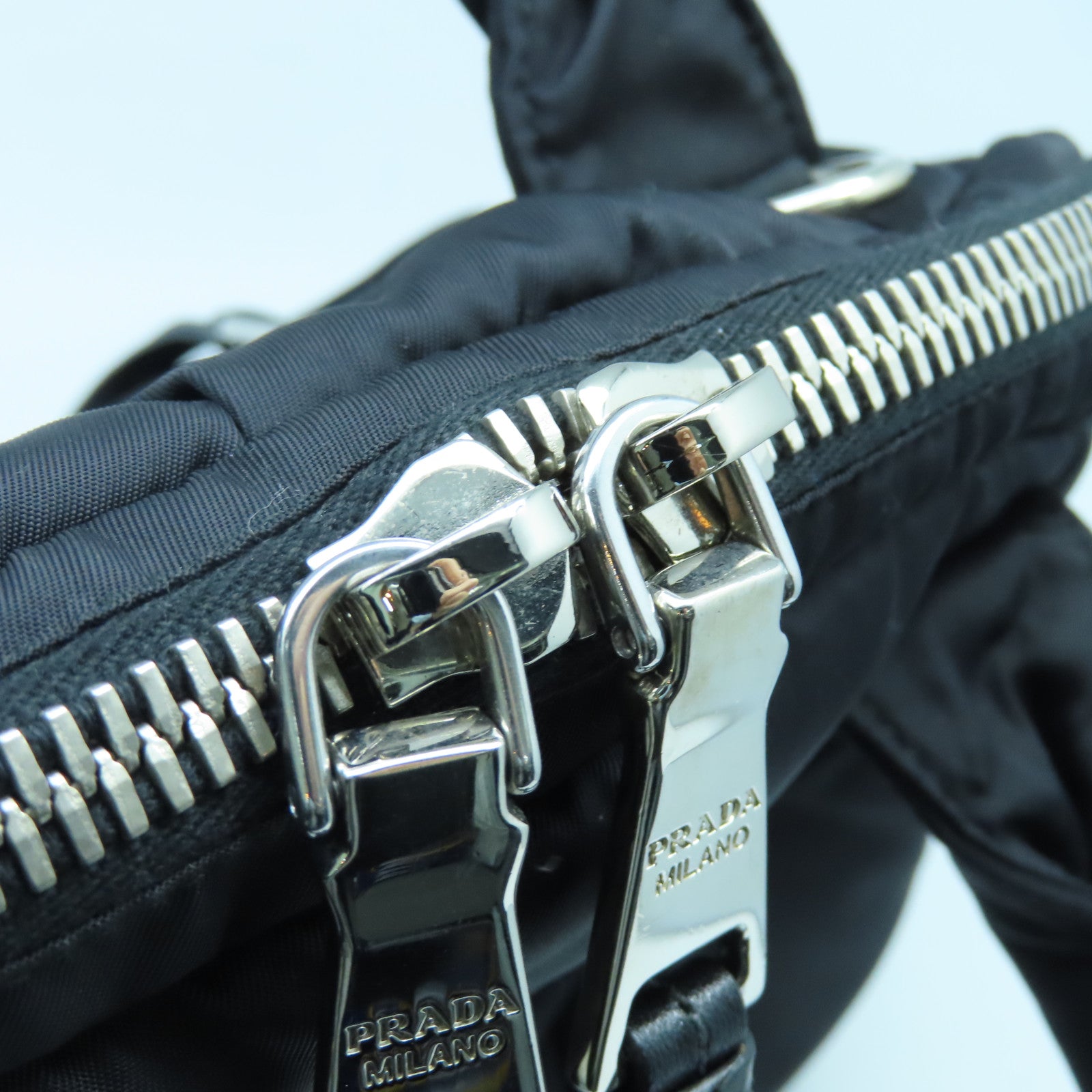 PRADA 尼龍2way Shoulder Bag銀扣手挽肩背兩用袋黑色