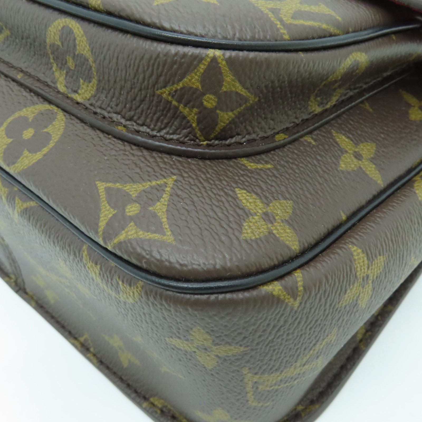LOUIS VUITTON Monogram Passy金扣肩背袋啡色