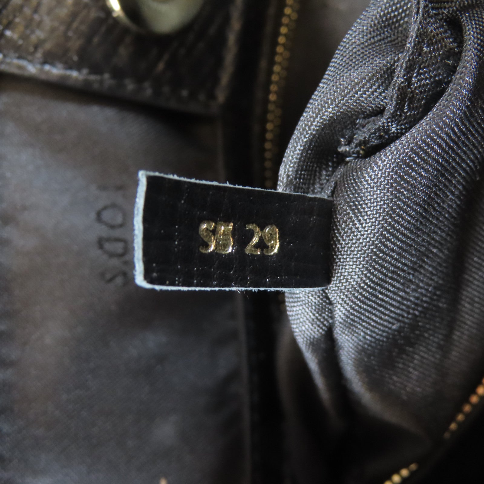 TOD’S 牛皮皮革2 Way Shoulder Bag金扣手挽肩背兩用袋黑色