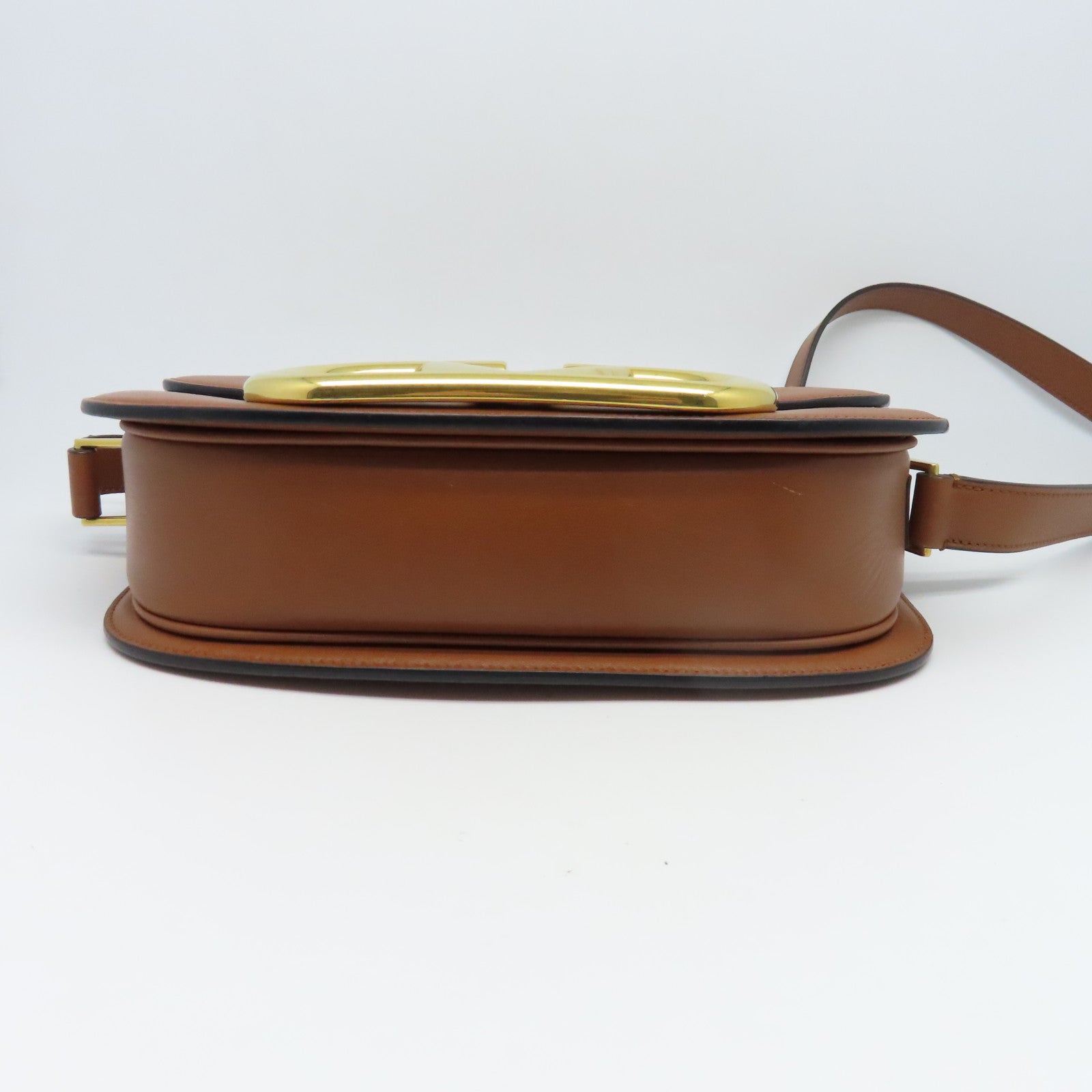 Valentino 牛皮皮革Super V Shoulder Bag金扣肩背袋棕色