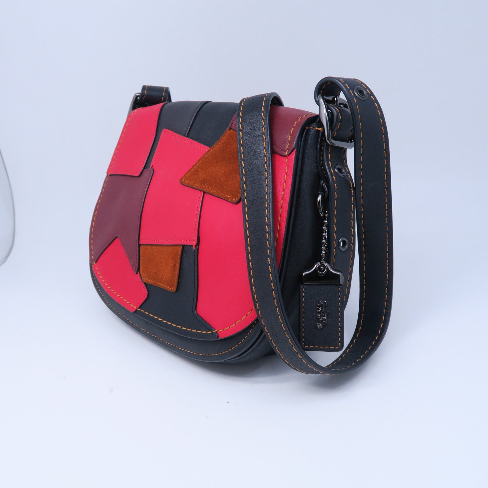 COACH 【激減優惠】麂皮牛皮皮革Shoulder Bag銀扣肩背袋黑色/紅色