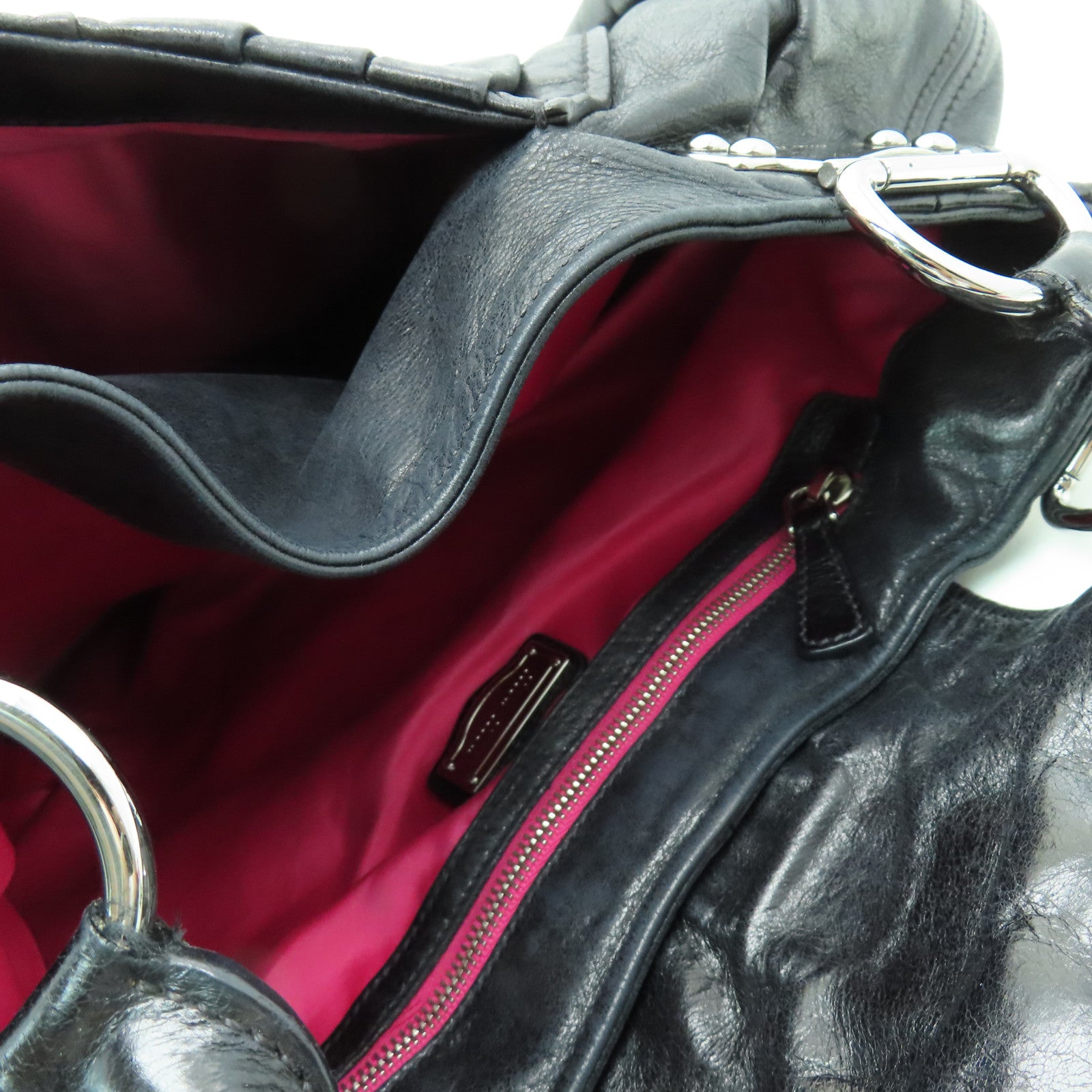Miu Miu 羊皮皮革Shoulder Bag銀扣肩背袋黑色