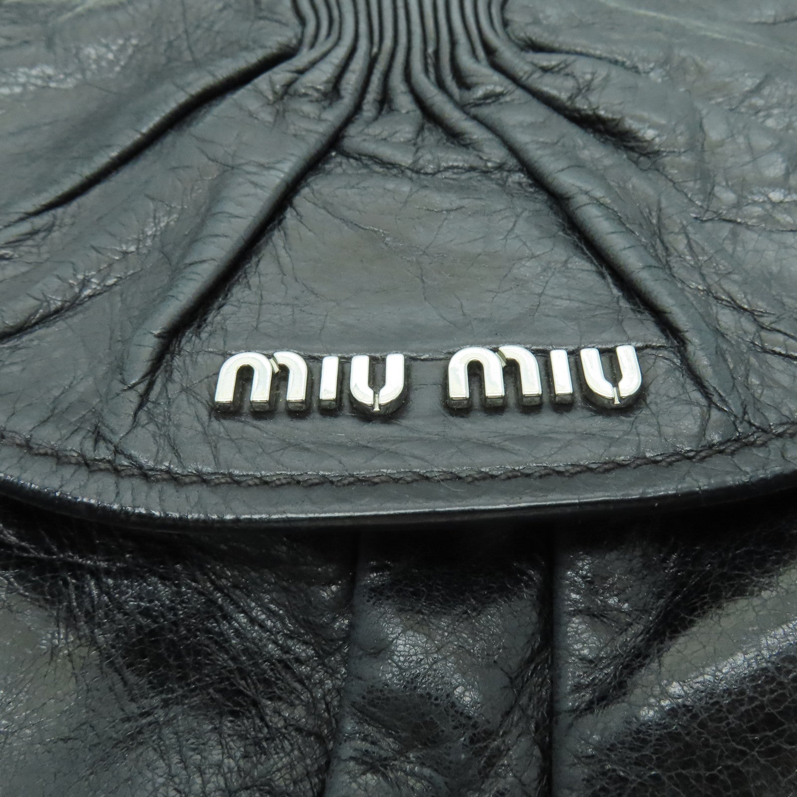 Miu Miu 羊皮皮革Shoulder Bag銀扣肩背袋黑色