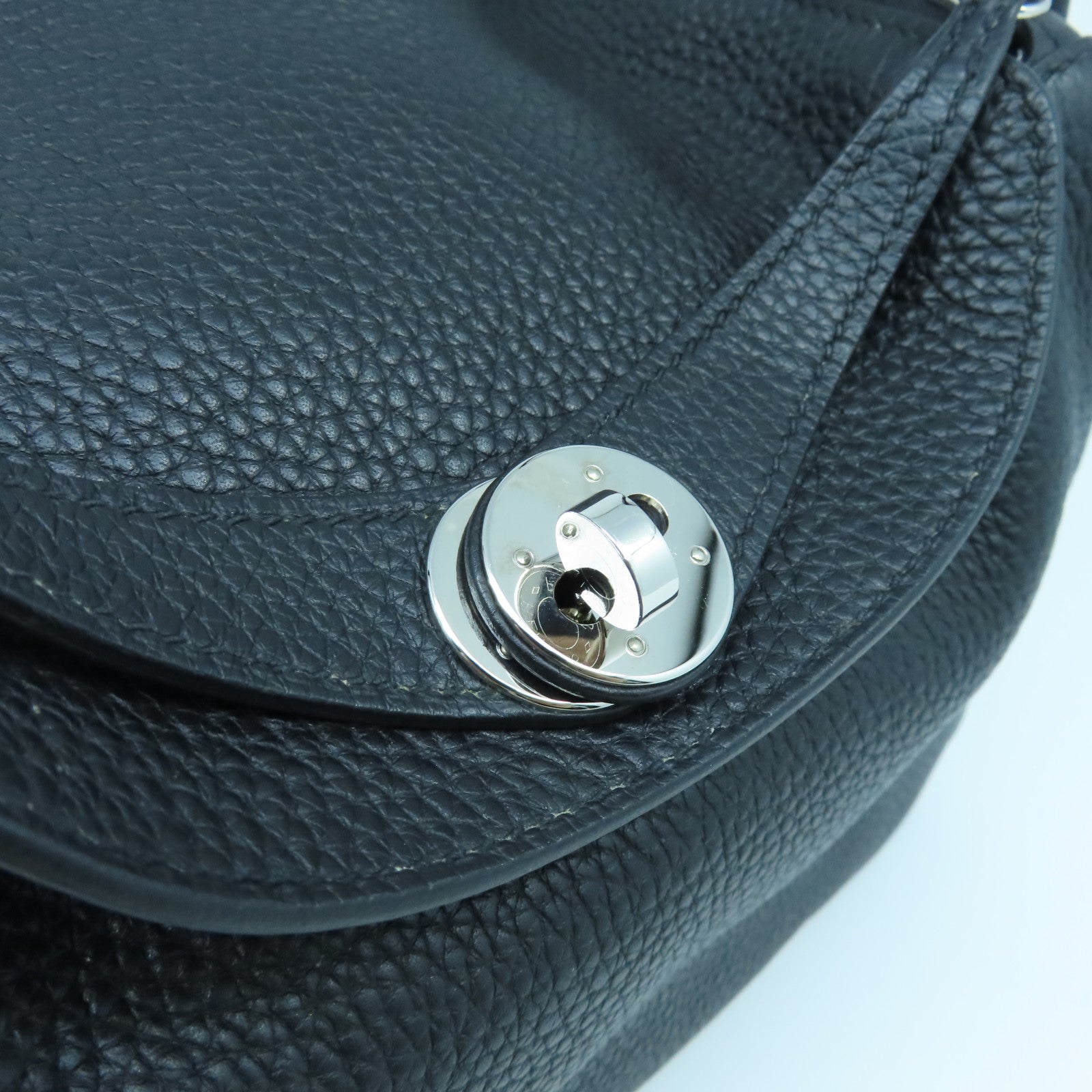 HERMES Clemence皮革Lindy 26银扣手挽肩背两用袋黑色
