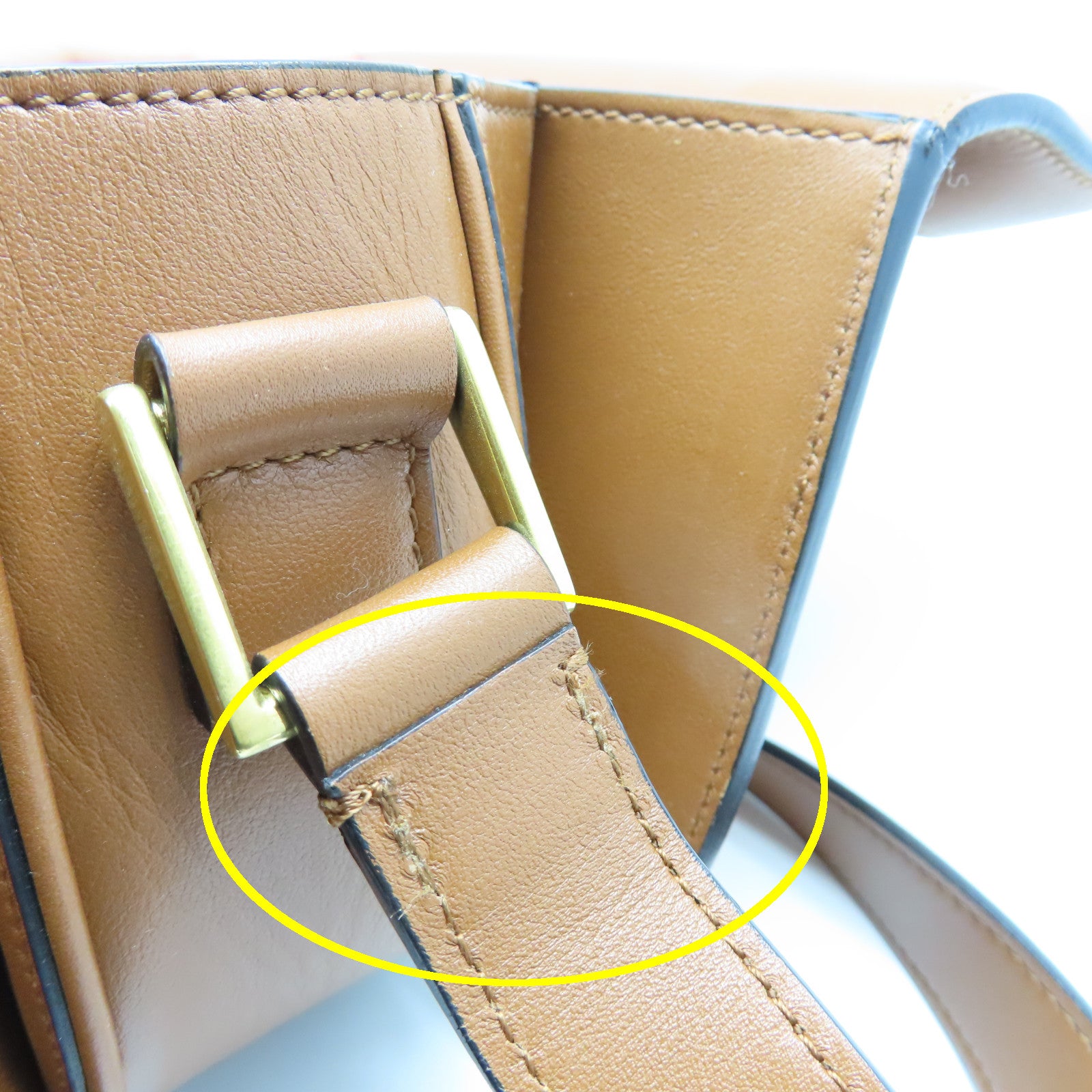 Valentino 牛皮皮革Super V Shoulder Bag金扣肩背袋棕色
