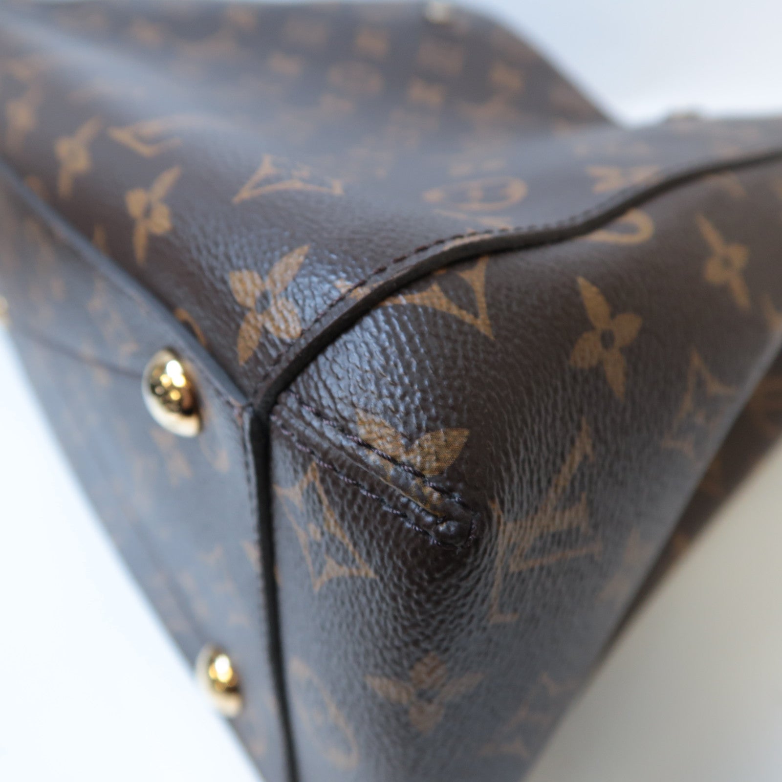 LOUIS VUITTON Monogram Montaigne MM金扣手挽肩背兩用袋啡色