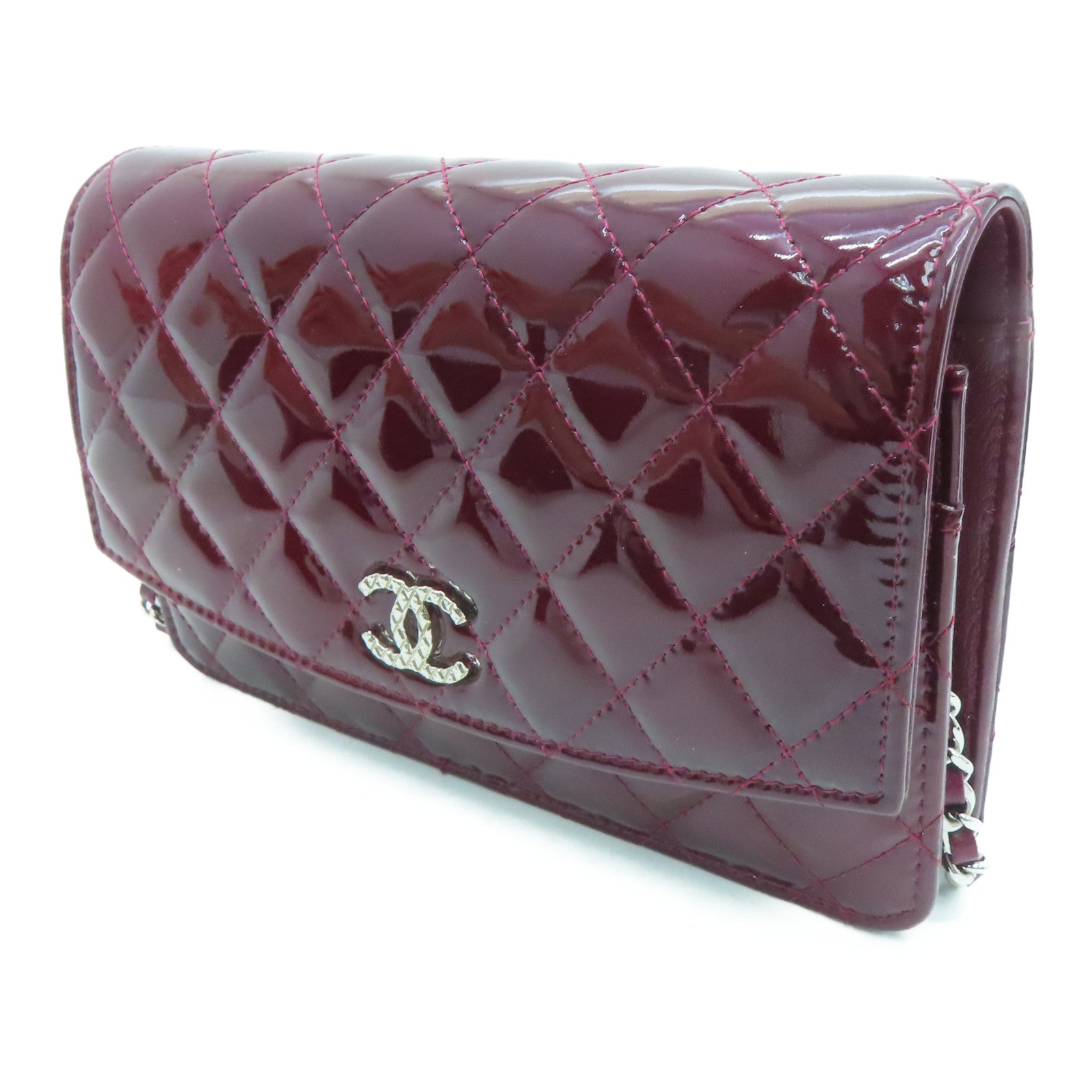 CHANEL 菱格漆皮皮革WOC Wallet On Chain銀扣肩背袋酒紅色