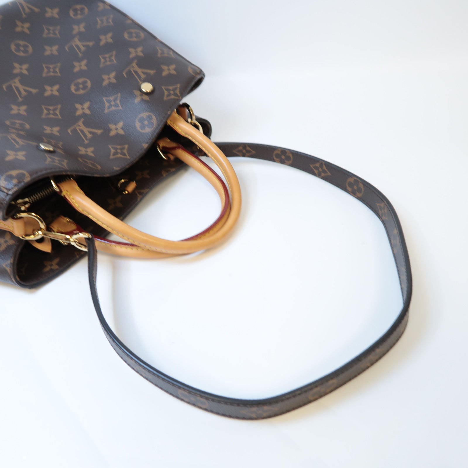 LOUIS VUITTON Monogram Montaigne MM金扣手挽肩背兩用袋啡色