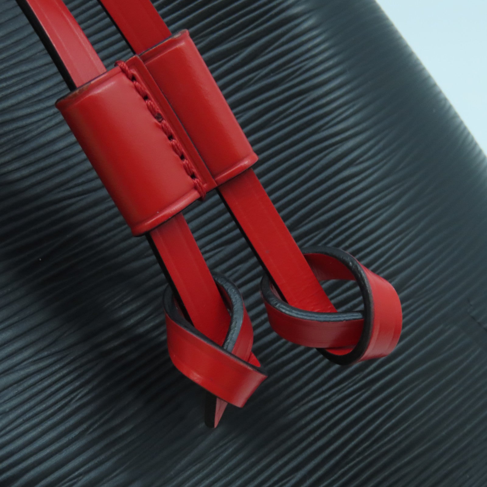 LOUIS VUITTON Epi NeoNoe BB銀扣手挽肩背兩用袋黑色藍色紅色