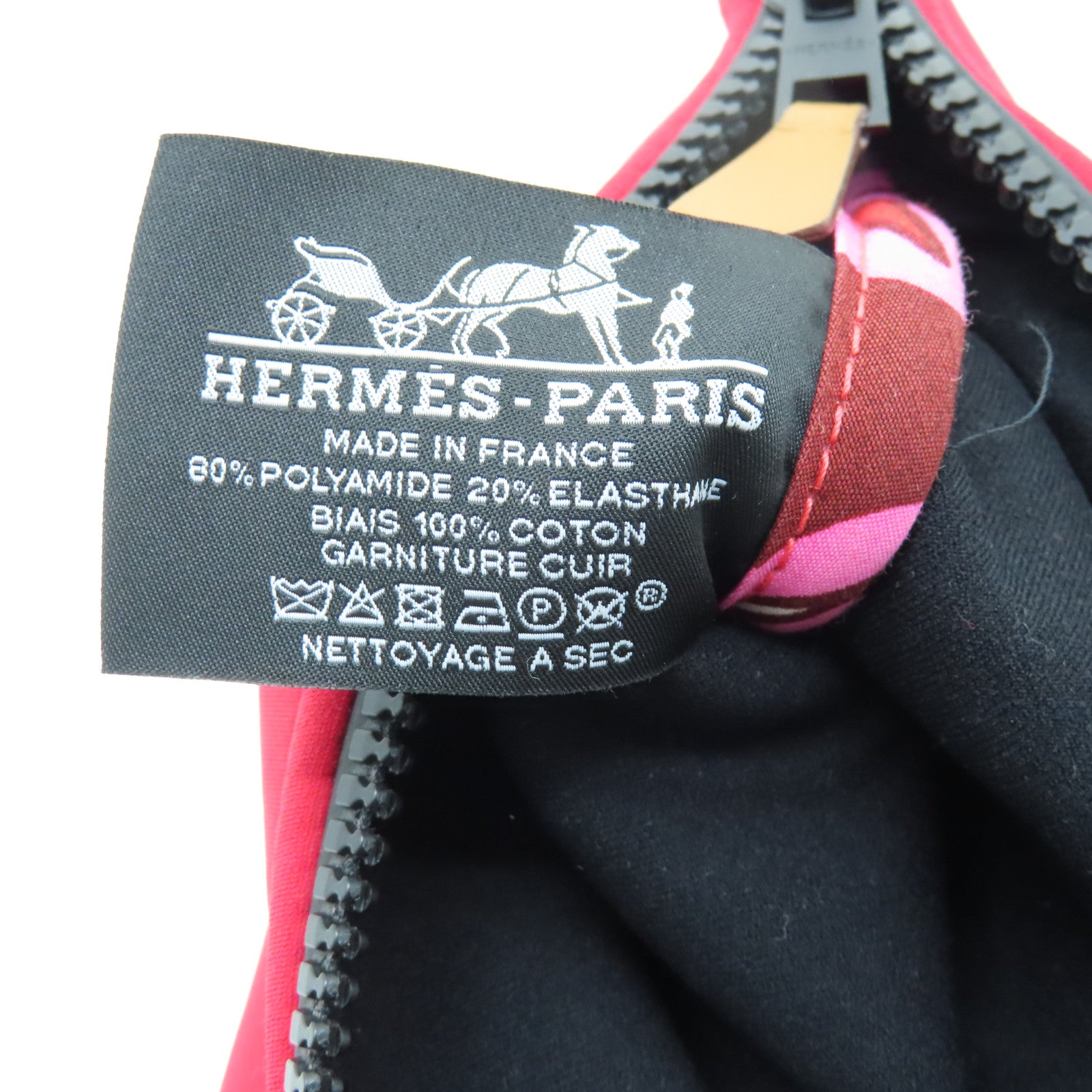 HERMES 聚酯纖維Trousse Flat PM黑扣小袋化妝袋紅色
