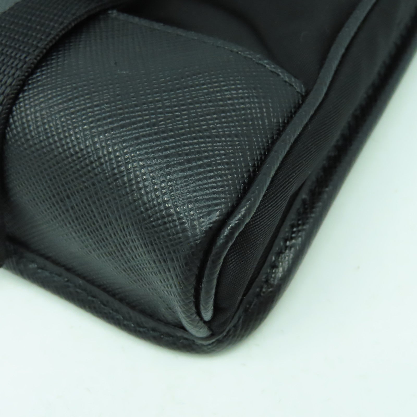 PRADA 尼龍/Saffiano皮革Shoulder Bag銀扣肩背袋黑色