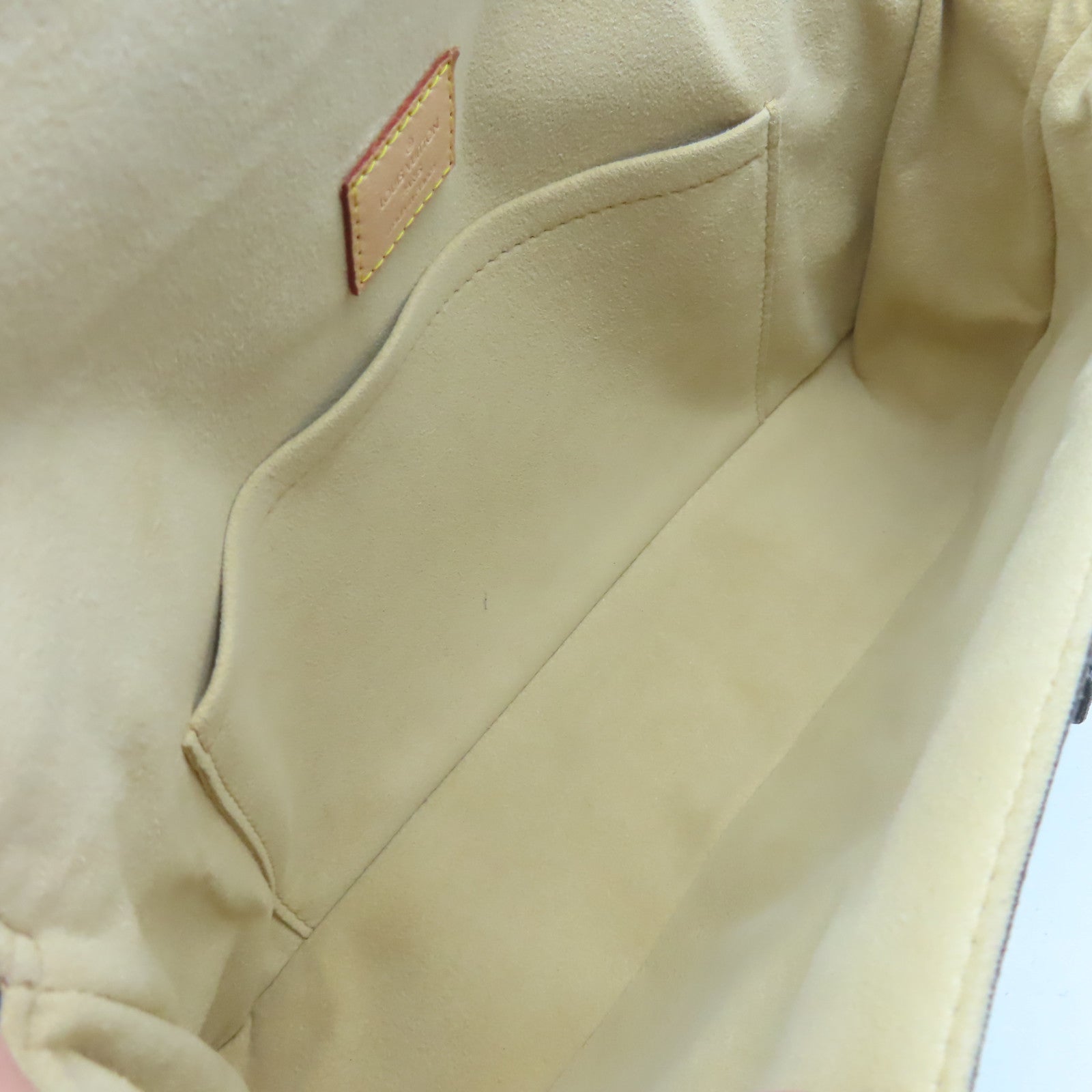 LOUIS VUITTON Monogram Hudson Shoulder Bag金扣肩背袋啡色