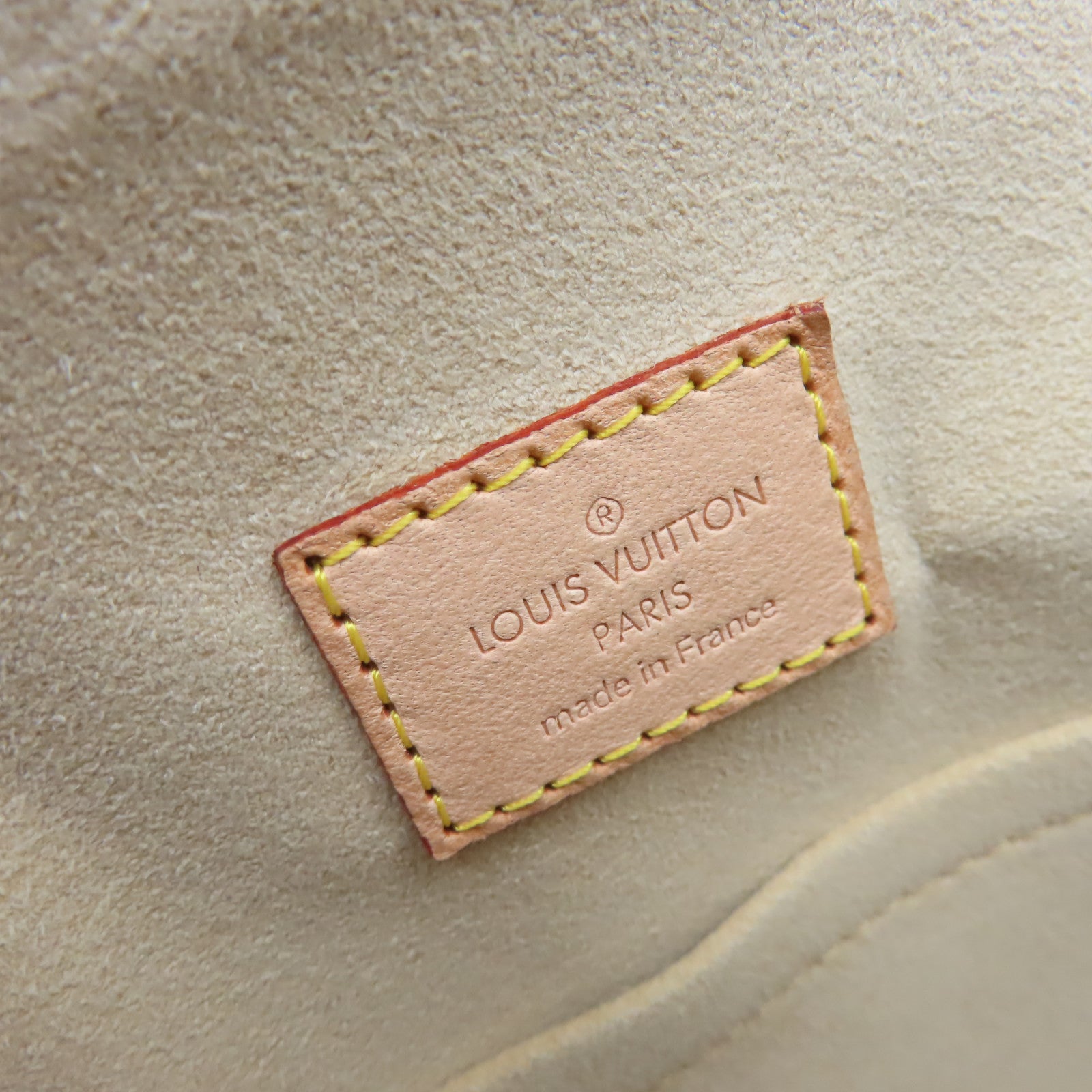 LOUIS VUITTON Monogram Hudson Shoulder Bag金扣肩背袋啡色