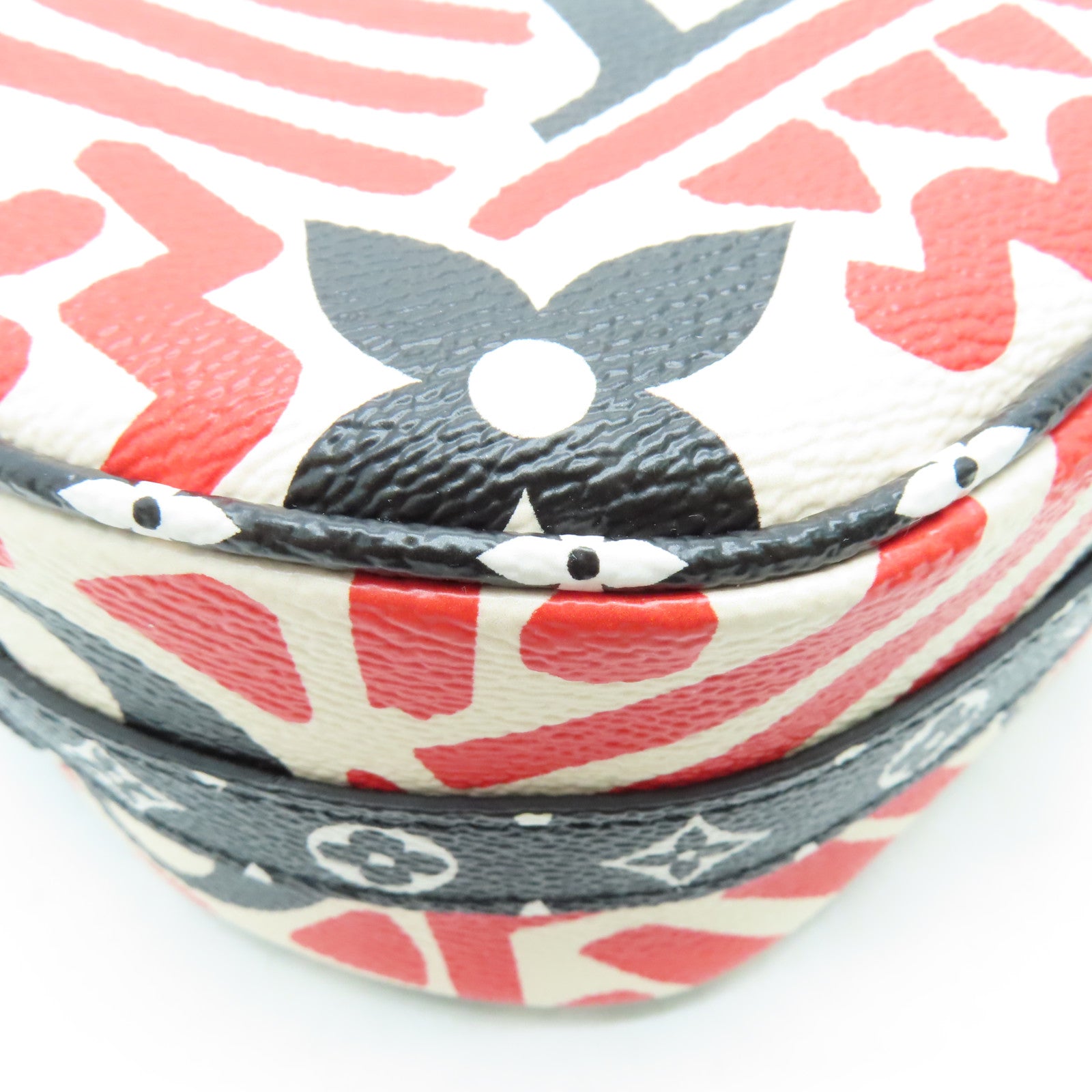 LOUIS VUITTON Clafoutis Giant Boite Chapeau金扣肩背袋红色黑色白色