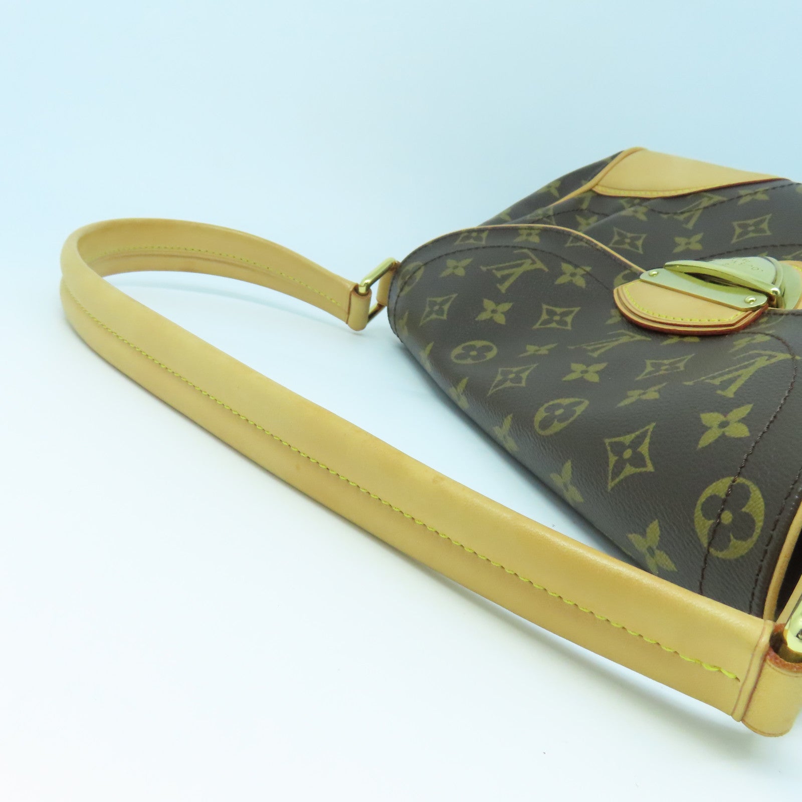 LOUIS VUITTON Monogram Beverly MM Gold Buckle Shoulder Bag Brown