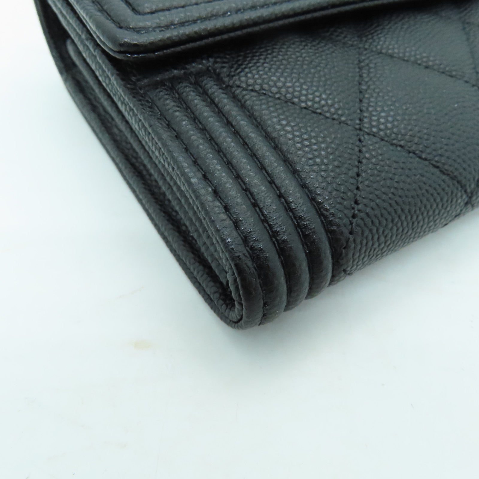 CHANEL 菱格Caviar皮革Boy Long Wallet金扣長錢包黑色