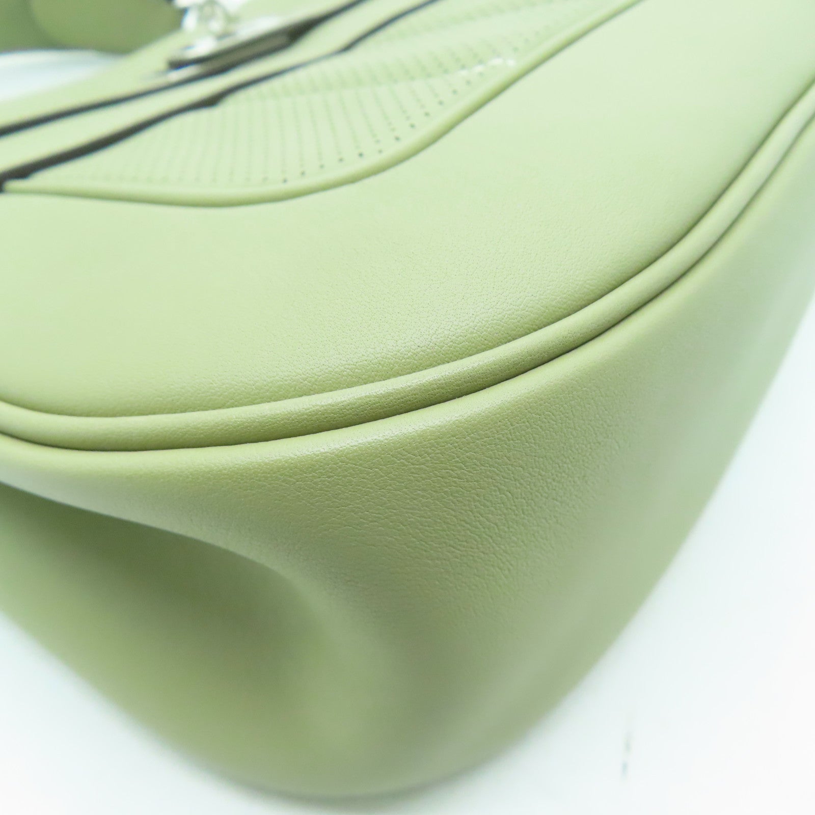 HERMES Evercolor皮革Berline 28銀扣肩背袋卡其色