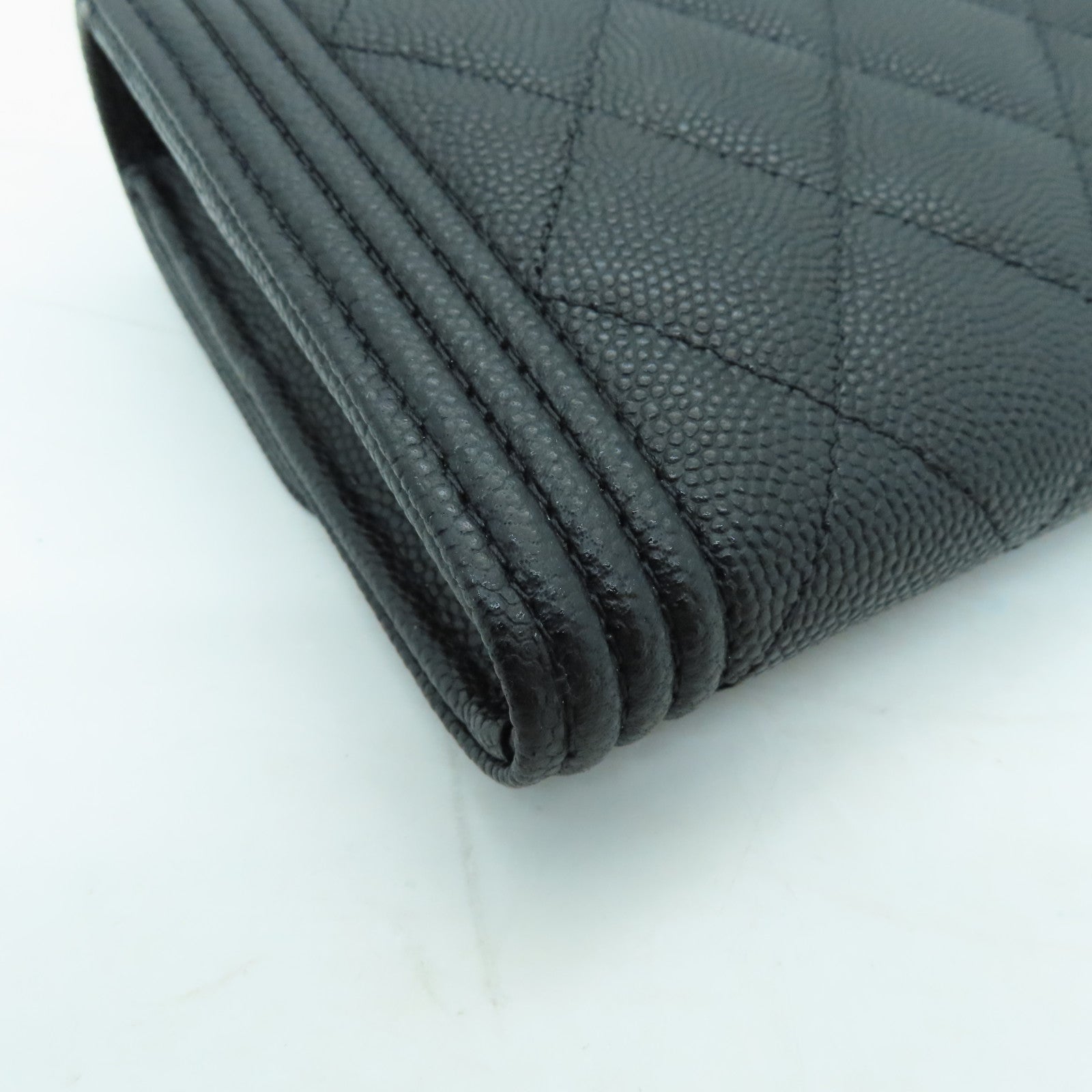 CHANEL 菱格Caviar皮革Boy Long Wallet金扣長錢包黑色