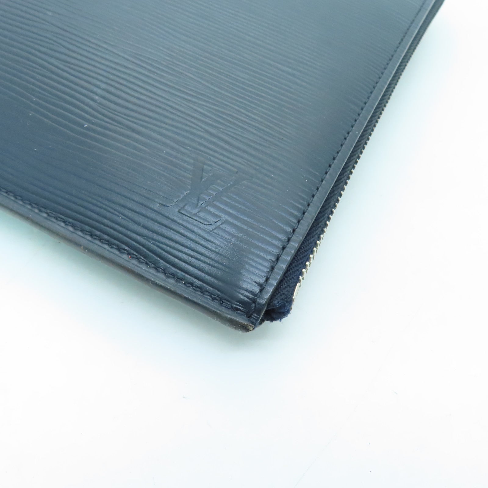 LOUIS VUITTON Epi Clutch Bag銀扣手拿包深藍色