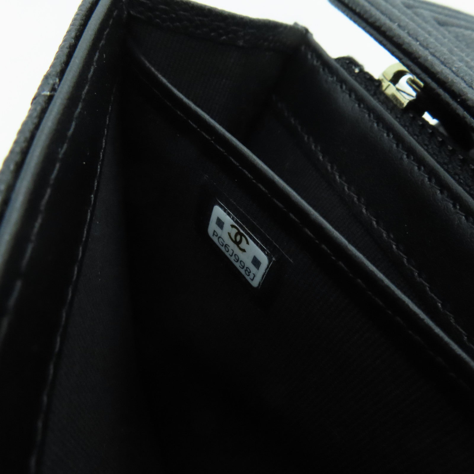 CHANEL 菱格Caviar皮革Boy Long Wallet金扣長錢包黑色