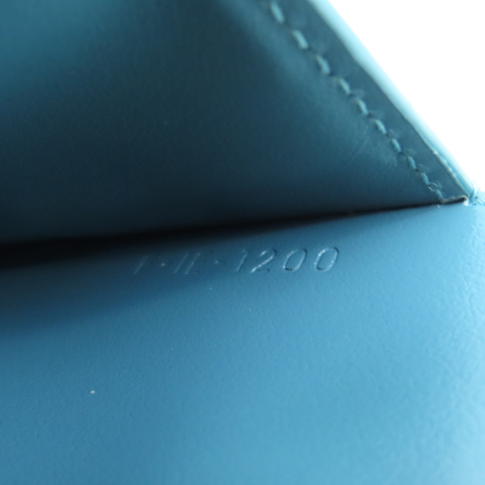 CELINE 牛皮皮革Small Trifold Wallet金扣錢包普魯士藍色