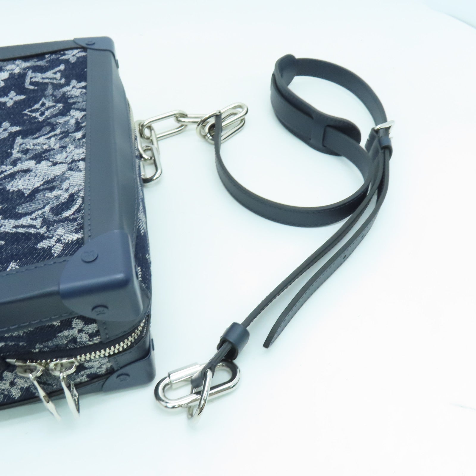 LOUIS VUITTON Monogram Tapestry Soft Trunk Shoulde銀扣肩背袋藍色