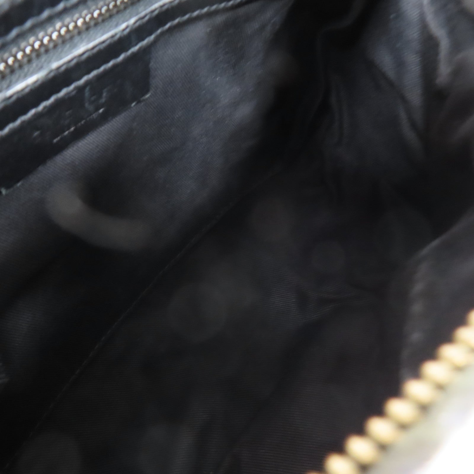 GIVENCHY 牛皮皮革Pandora Mini銀扣肩背袋黑色