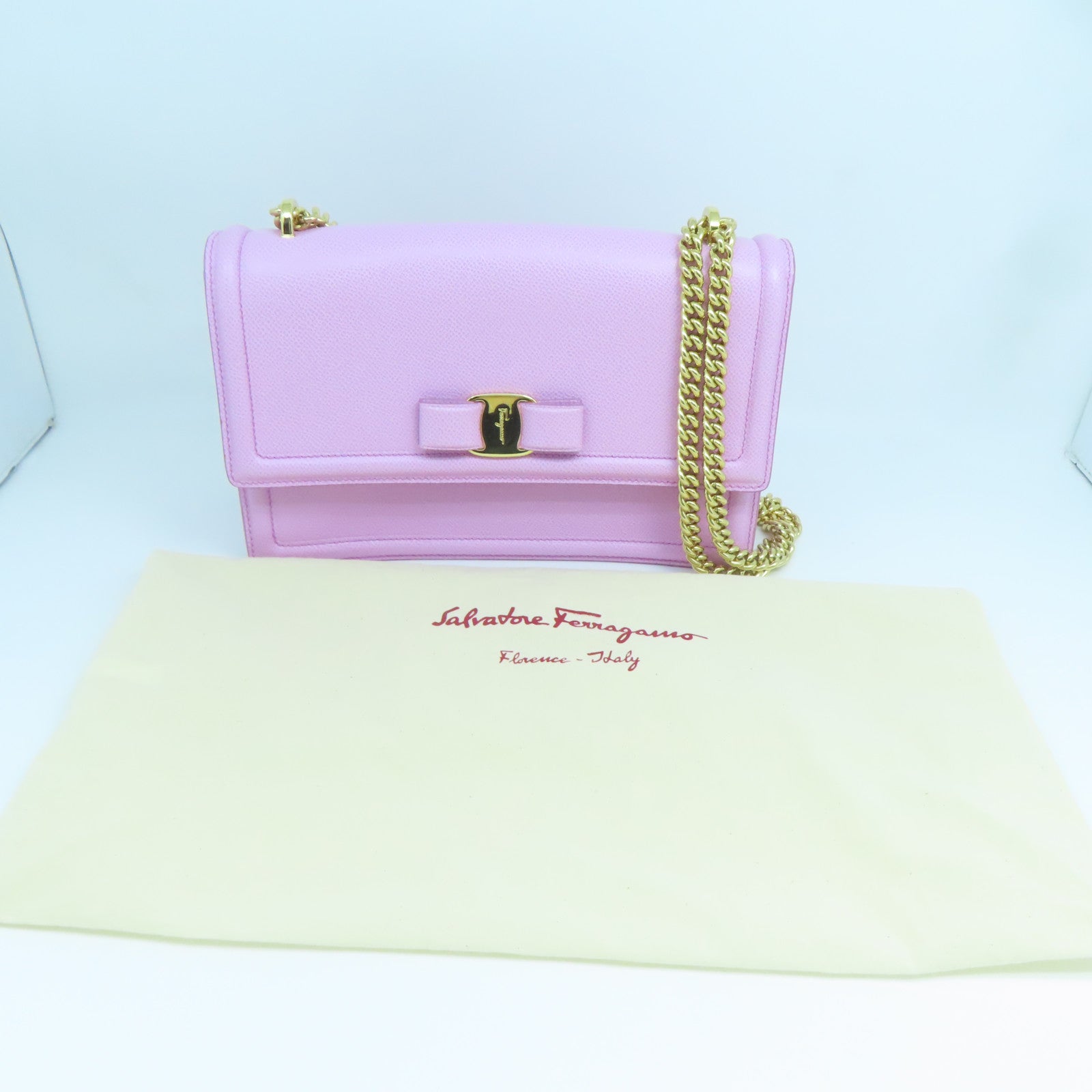 Salvatore Ferragamo 牛皮皮革Chain Shoulder金扣鏈帶肩背袋粉紅色