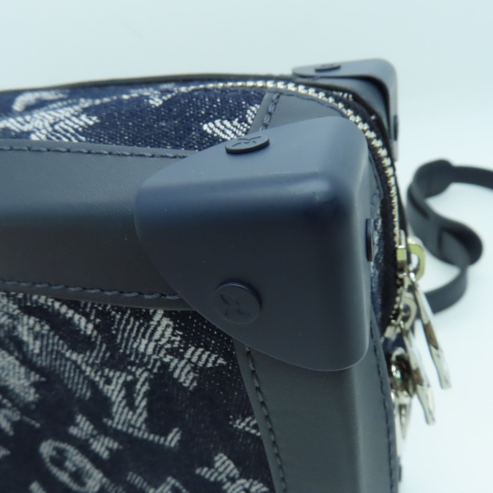 LOUIS VUITTON Monogram Tapestry Soft Trunk Shoulde銀扣肩背袋藍色