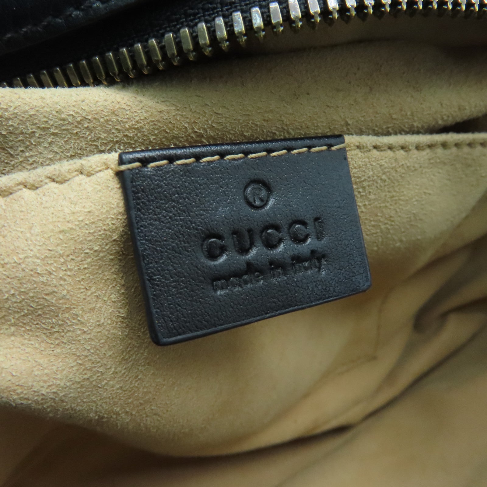 GUCCI cowhide leather GG Marmont Camera Bag gold buckle shoulder bag black