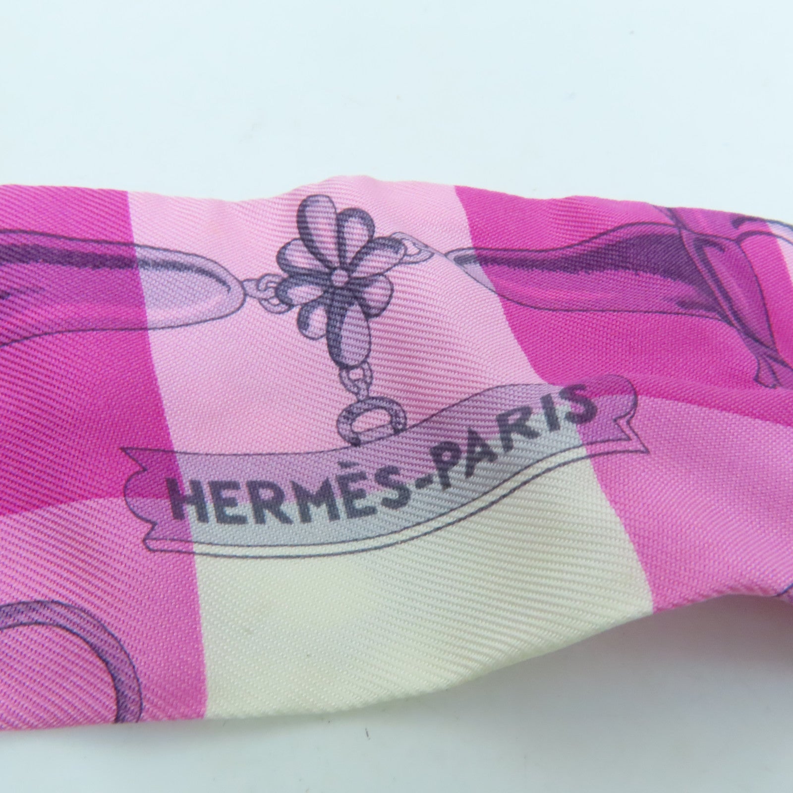 HERMES 絲質Twilly絲巾粉紅色