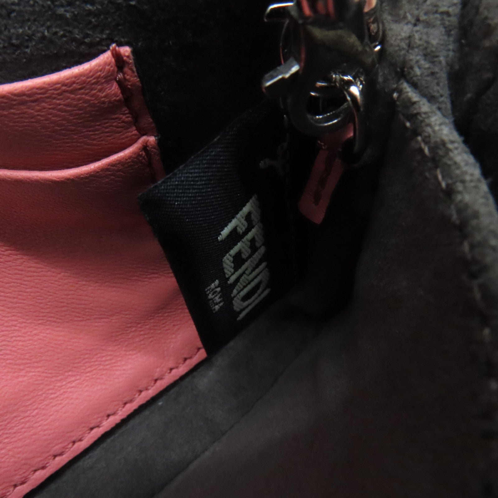 FENDI 羊皮皮革Mirco Buggie Baguette銀扣肩背袋粉紅色