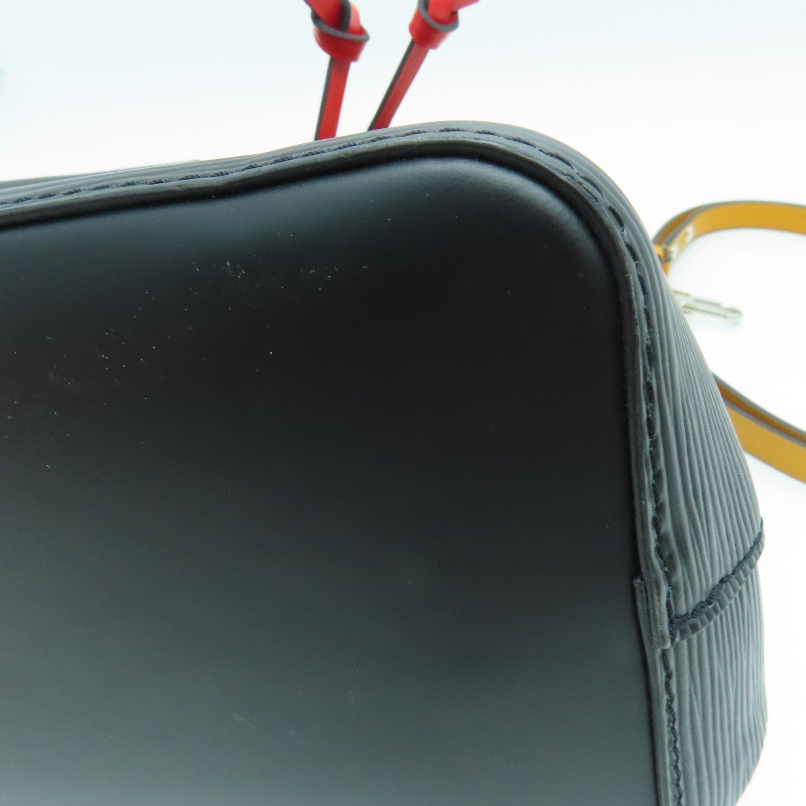 LOUIS VUITTON Epi NeoNoe BB One Shoulder銀扣兩用手挽肩背袋黑色