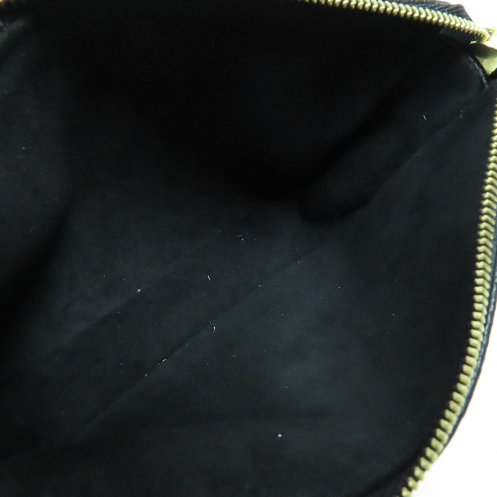 LOUIS VUITTON Monogram Empreinte Mini Pochette金扣手挽袋黑色