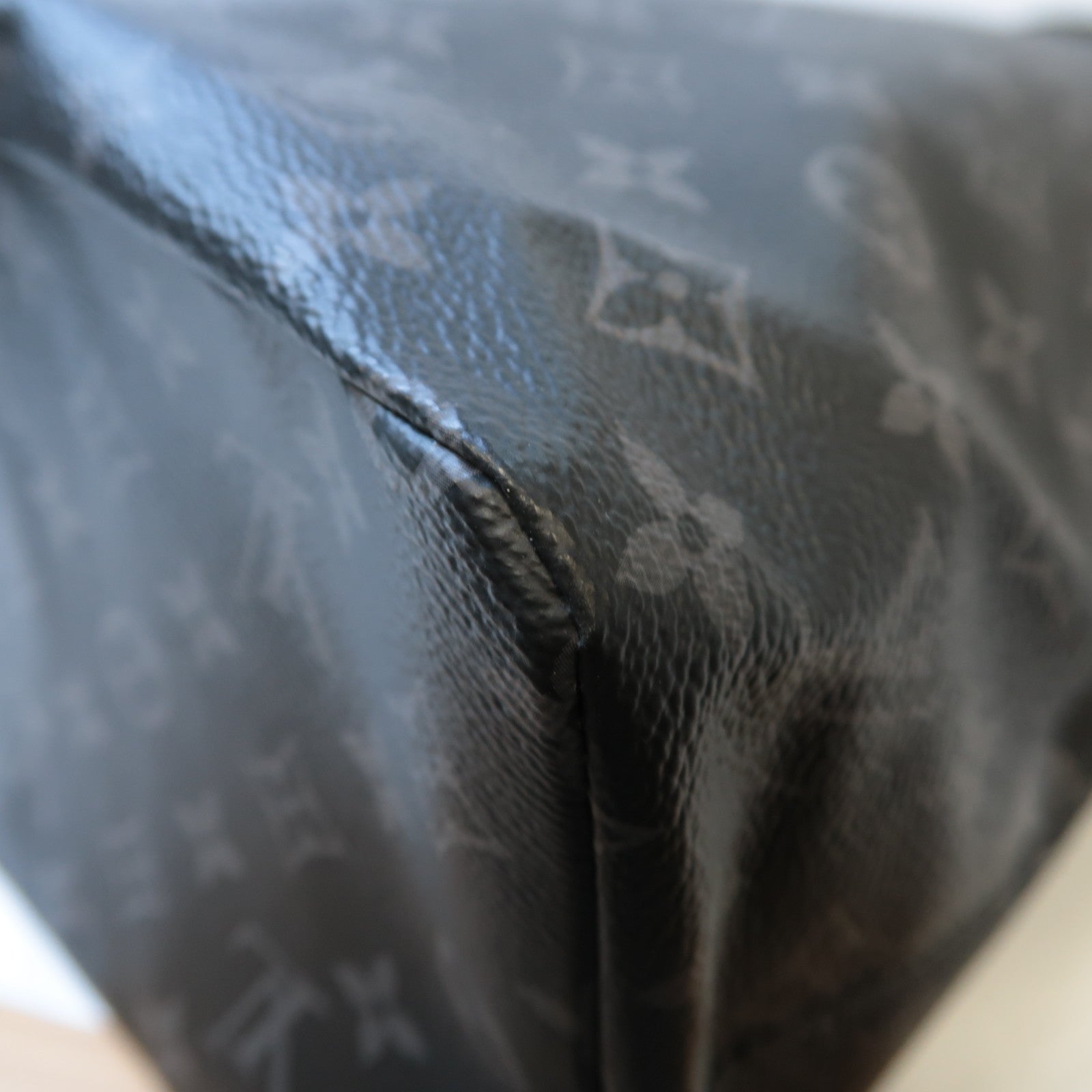 LOUIS VUITTON Mono-Eclipse Cabas Light Tote Bag銀扣手挽袋黑色