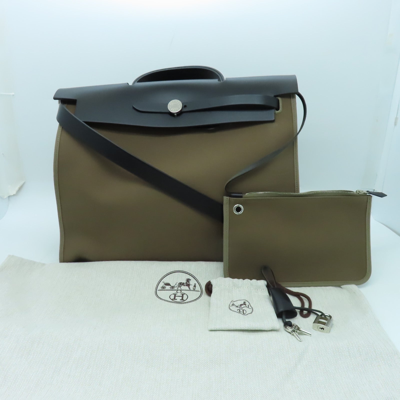 HERMES 帆布Herbag MM銀扣手挽肩背兩用袋黑色/啡色