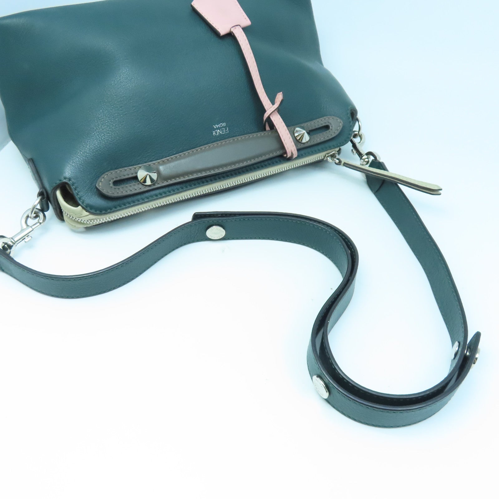 FENDI 牛皮皮革Shoulder Bag银扣肩背袋绿色