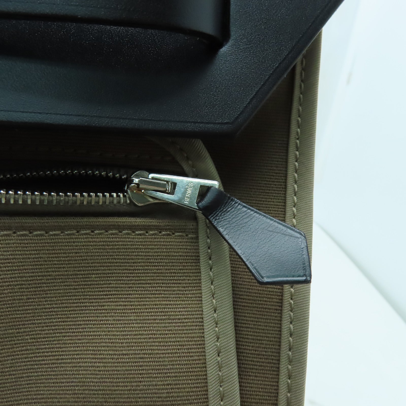 HERMES 帆布Herbag MM銀扣手挽肩背兩用袋黑色/啡色