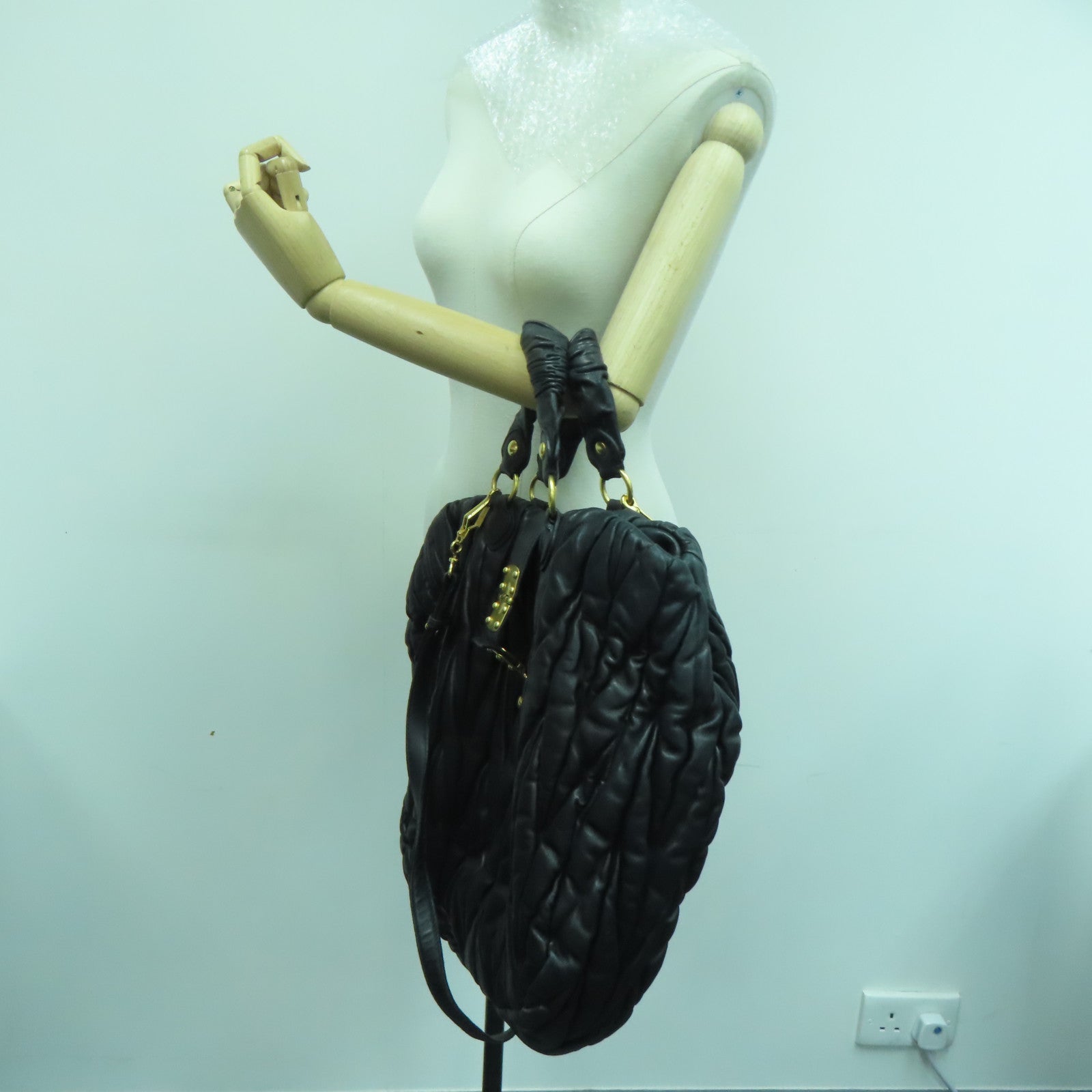 Miu Miu 羊皮皮革2way Shoulder Bag金扣手挽肩背兩用袋黑色