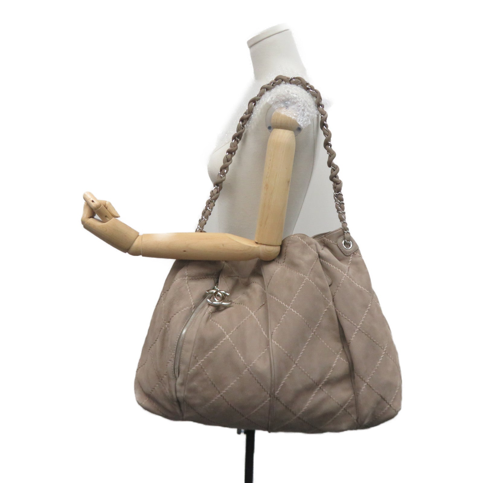 CHANEL 【激減優惠】菱格牛皮皮革Shoulder Bag銀扣鏈帶肩背袋米色