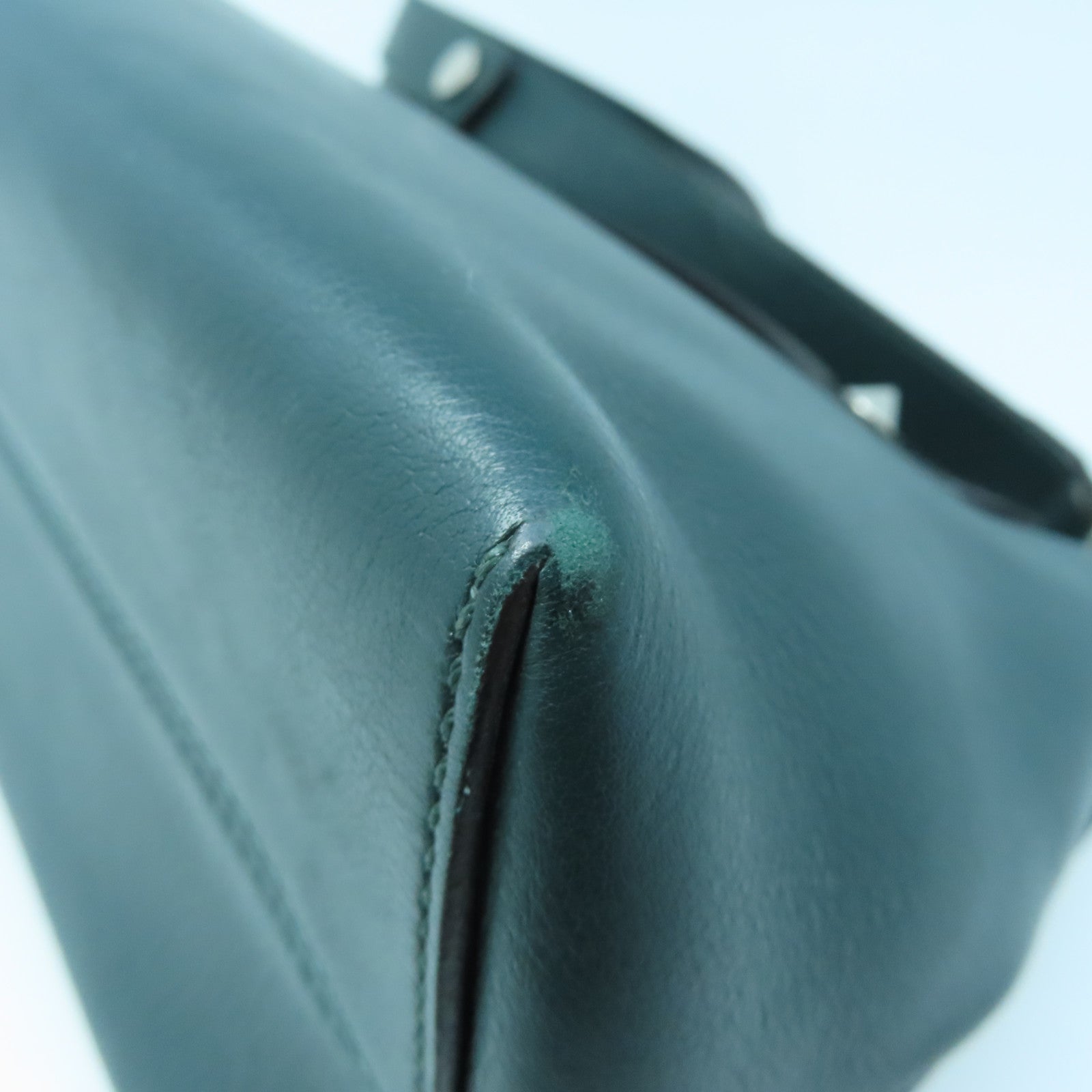 FENDI 牛皮皮革Shoulder Bag银扣肩背袋绿色