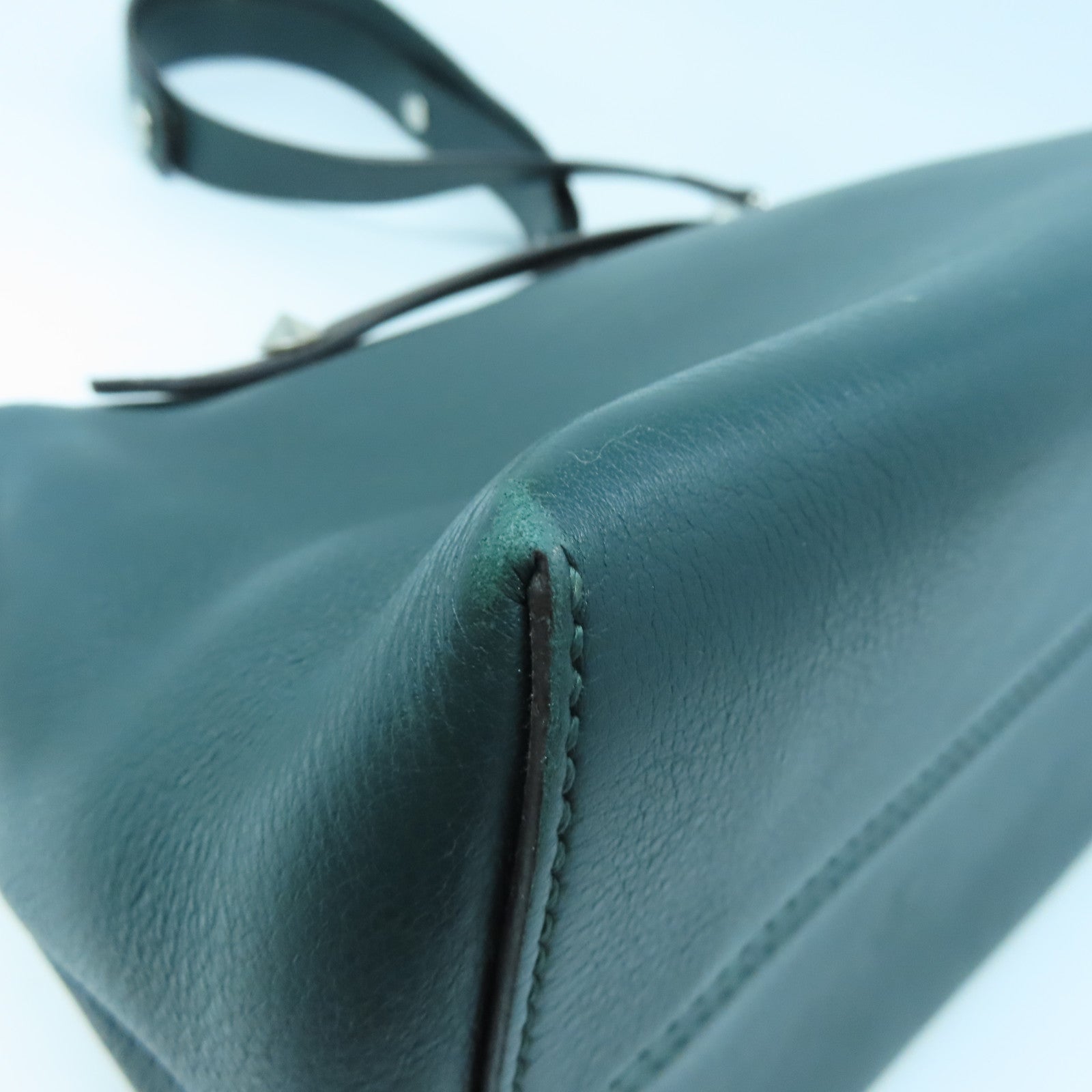 FENDI 牛皮皮革Shoulder Bag银扣肩背袋绿色