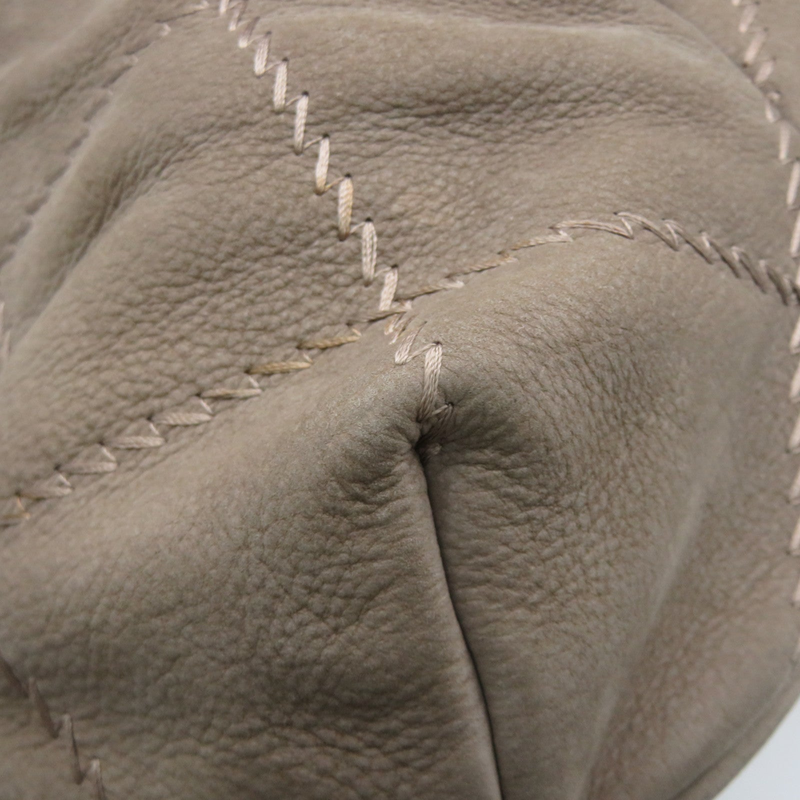 CHANEL 【激減優惠】菱格牛皮皮革Shoulder Bag銀扣鏈帶肩背袋米色