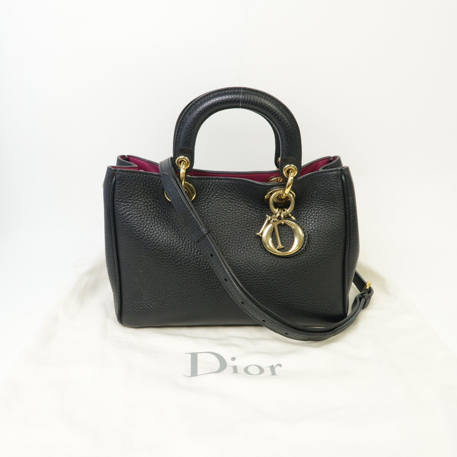 Dior 牛皮皮革Diorissimo金扣手挽肩背兩用袋黑色– Brand Off