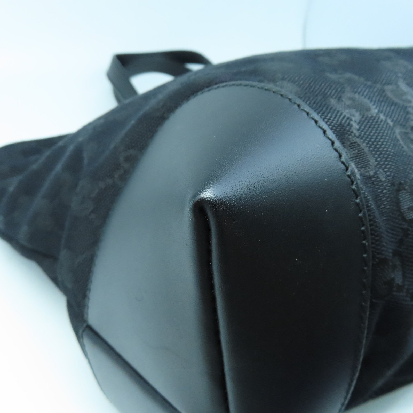 GUCCI 帆布Shoulder Bag銀扣肩背袋黑色