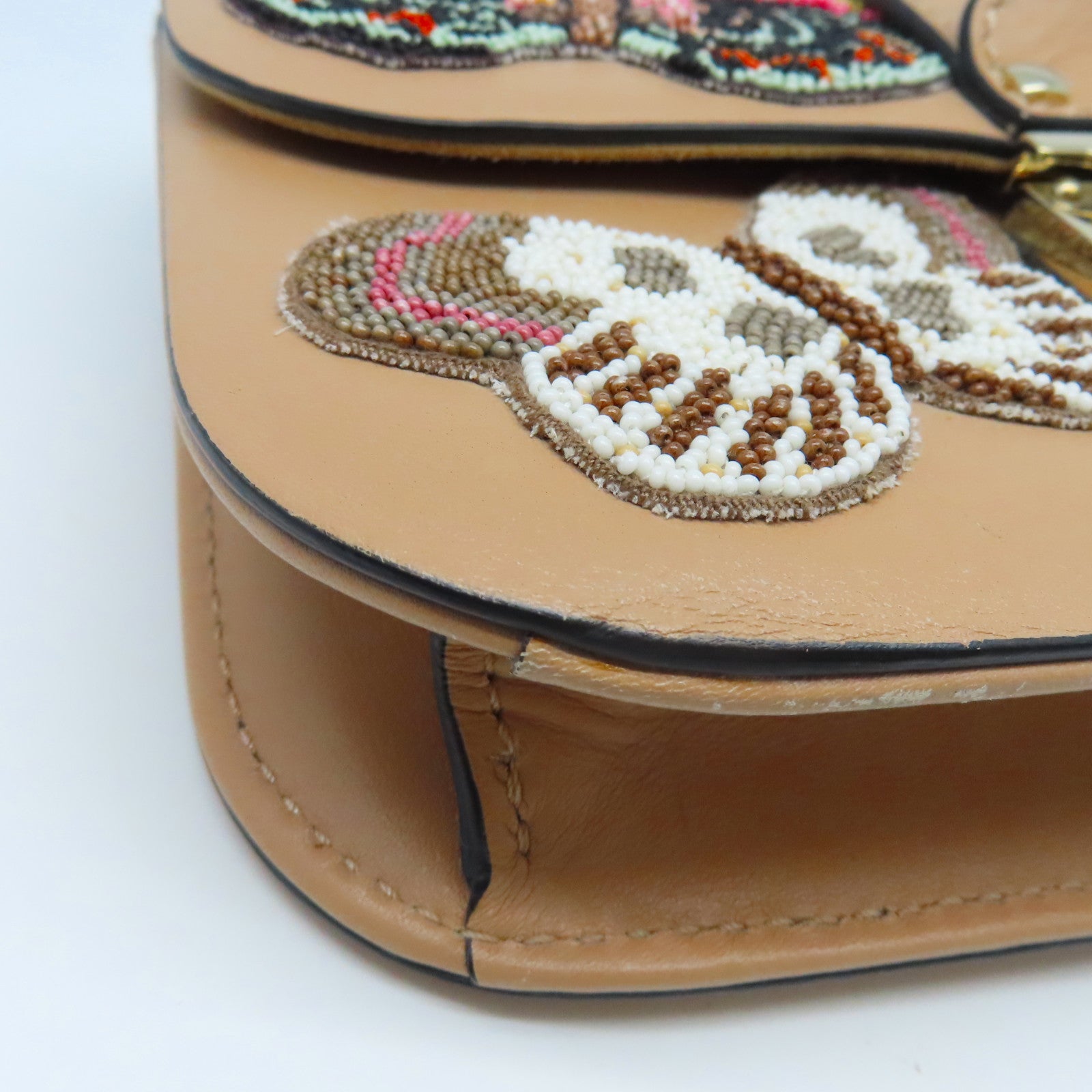 Valentino 牛皮皮革Embroidered Small Glam Lock金扣鏈帶肩背袋米色