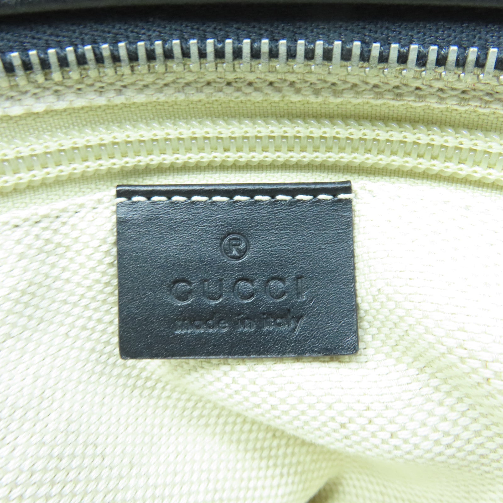 GUCCI 帆布Shoulder Bag銀扣肩背袋黑色