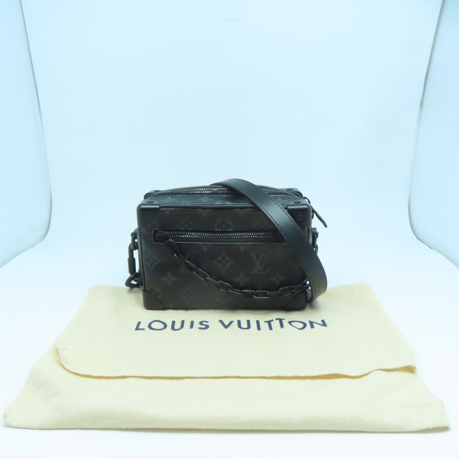 LOUIS VUITTON Monogram Eclipse Mini Soft Trunk鏈帶肩背袋黑色