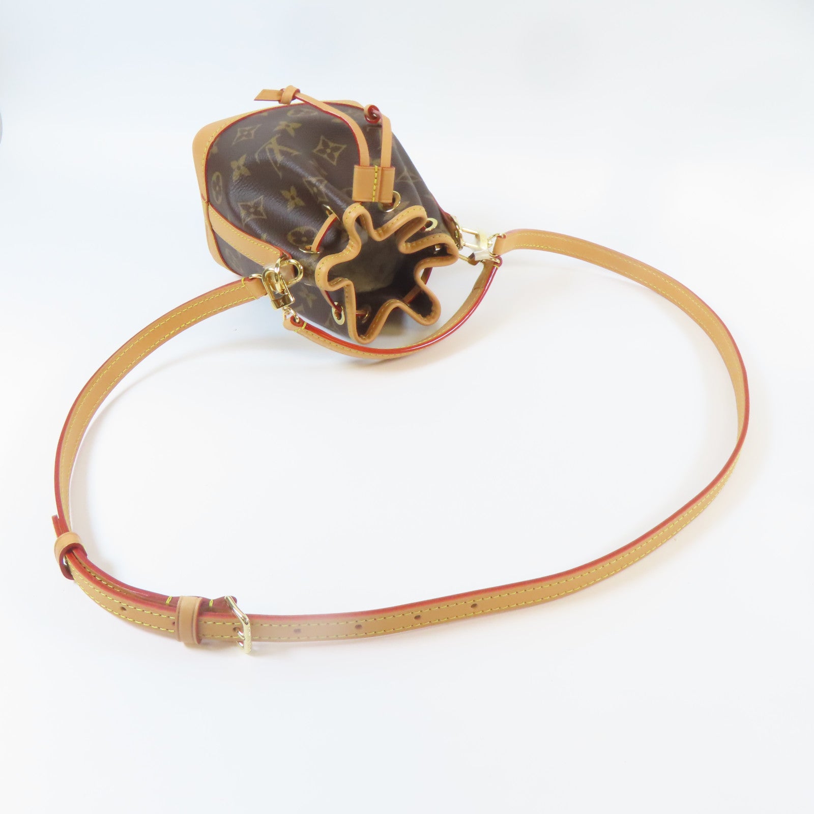 LOUIS VUITTON Monogram Noe Nano金扣手挽肩背兩用袋啡色