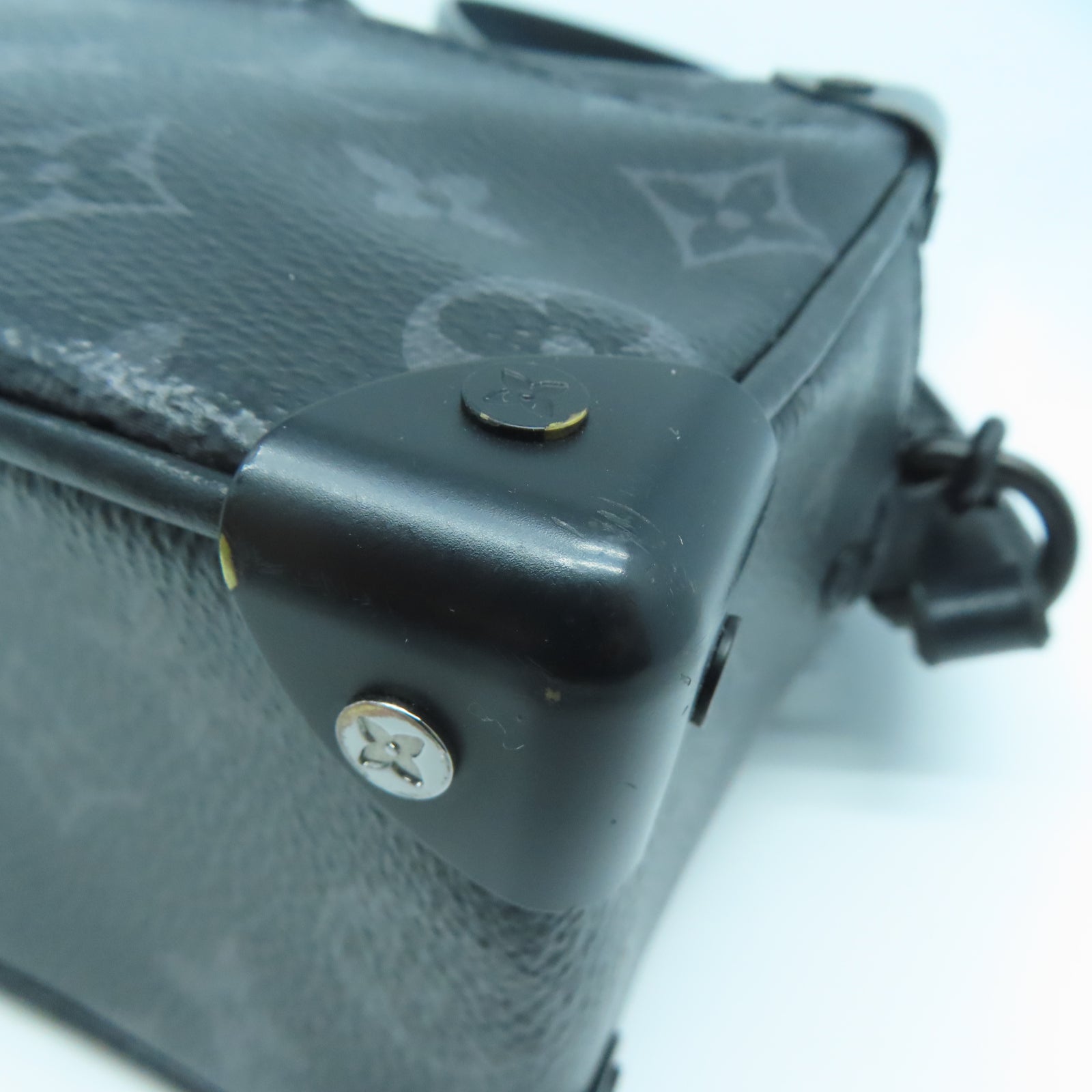 LOUIS VUITTON Monogram Eclipse Mini Soft Trunk鏈帶肩背袋黑色